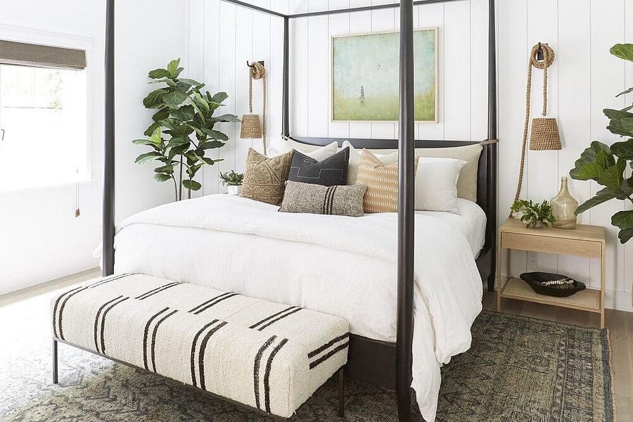 classic elegant canopy bed frame