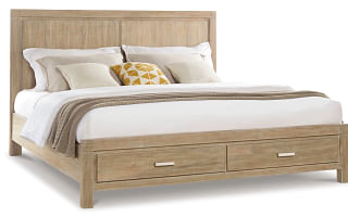 What is the width of a queen size bed frame?